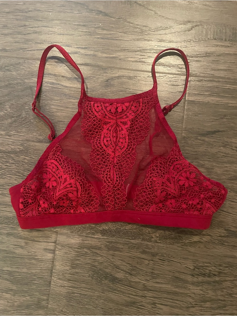 Victoria’s Secret Red Lace High Neck Bralette Size Small